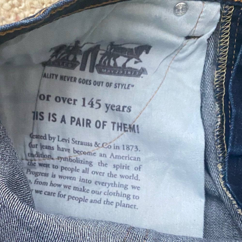 Levi’s 511 - Picture 5 of 9